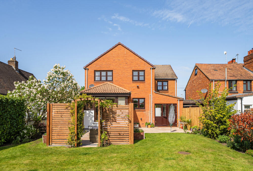 Main image of property: Upper Rea, Hempsted, Gloucester, Gloucestershire, GL2