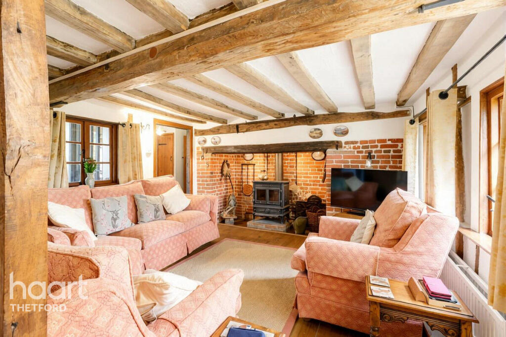 House in Ipswich - View 5