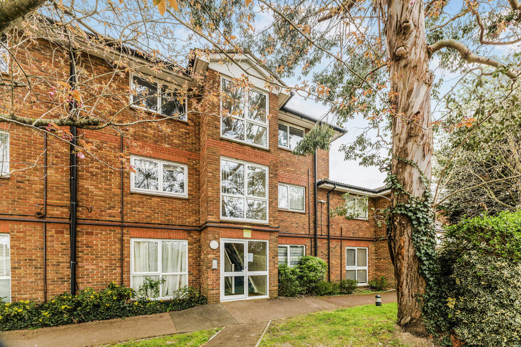 Main image of property: Amber Court, 27 Morden Road, Mitcham, CR4