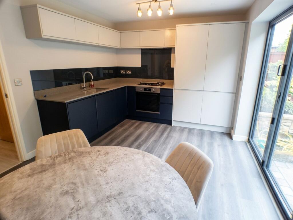 House in Rushcliffe, Romans Quarter, Bingham - View 3