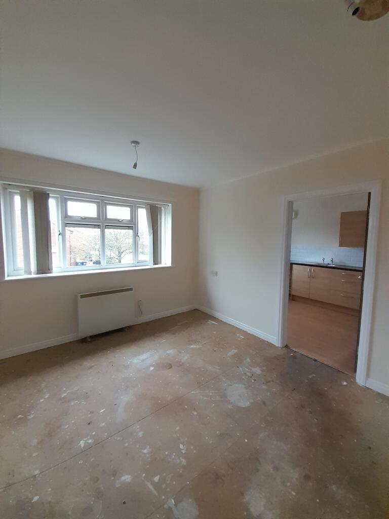 Main image of property: Moorends, DN84BN