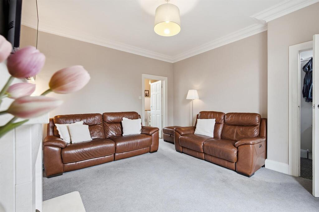 House in Kirklees, Leymoor - View 5