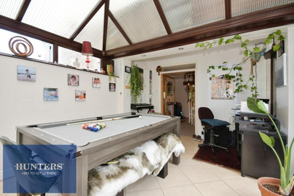 House in Chesterfield, Brimington - More