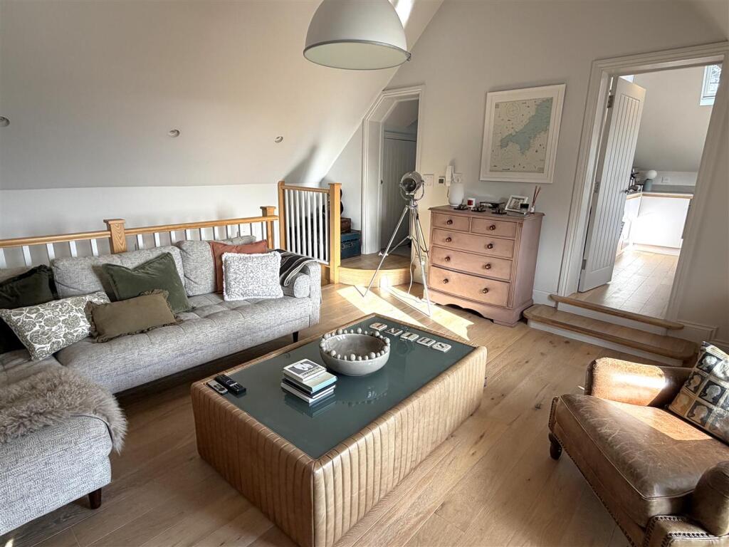 Apartment in Fowey, Cornwall - More