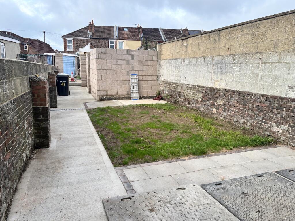 Property photo 11