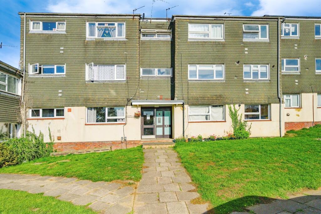 Main image of property: Townsend, Hemel Hempstead