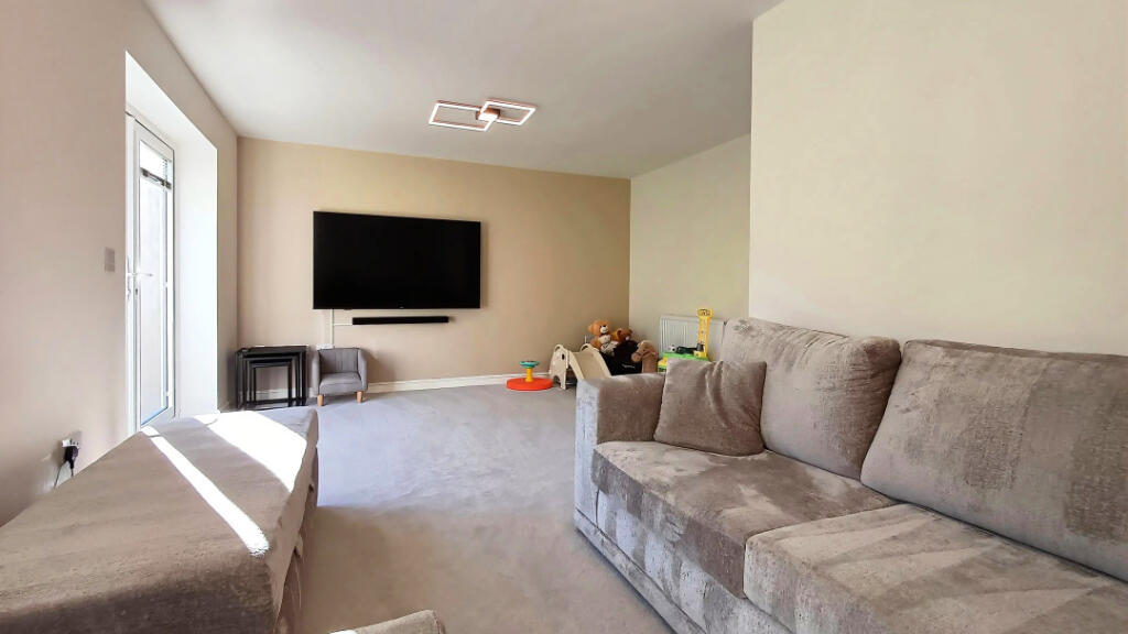 House in Darwen, Sough - View 2