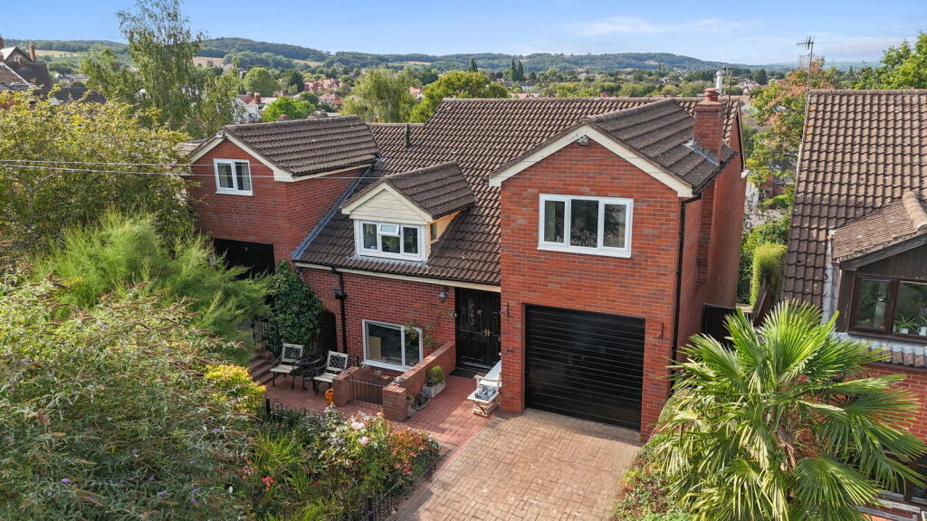 Highfield Road, Malvern, WR14 photo 2