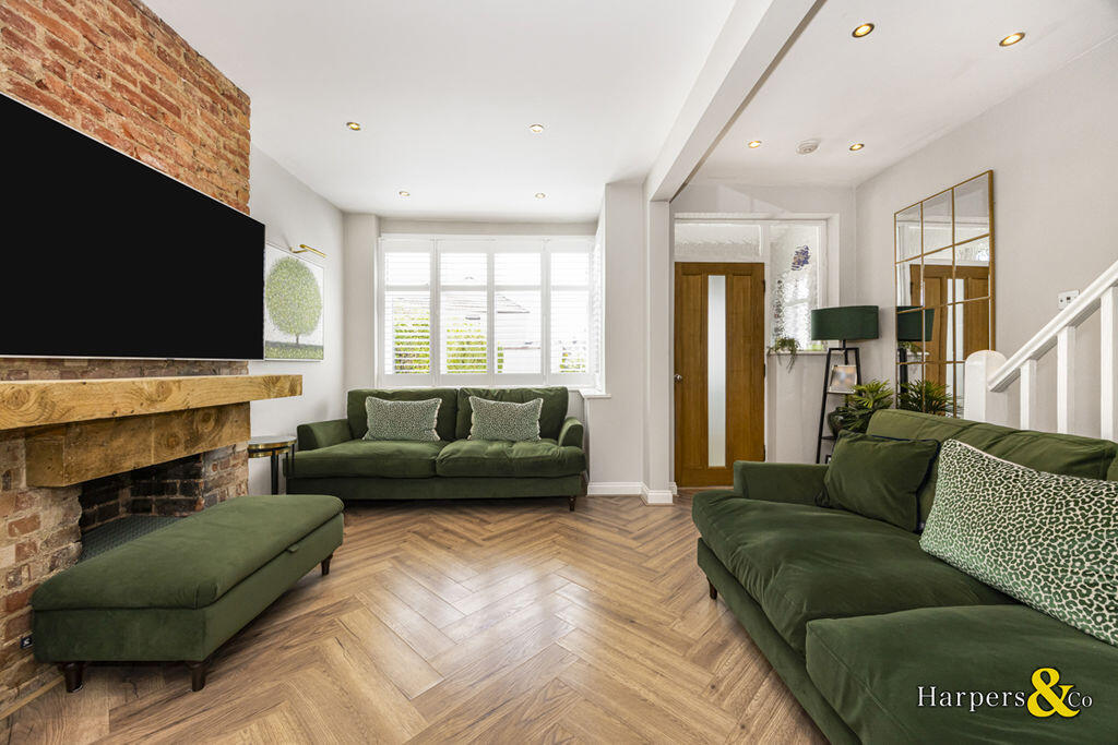 Lyndon Avenue, Sidcup - View 2