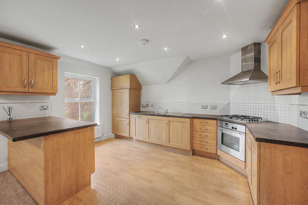 Acresfield Road, Altrincham, WA15 - View 6