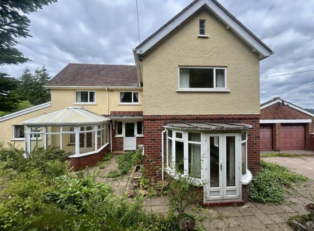 Main image of property: Gatesgarth, Blaenavon Road, Govilon, Abergavenny, NP7 9PF