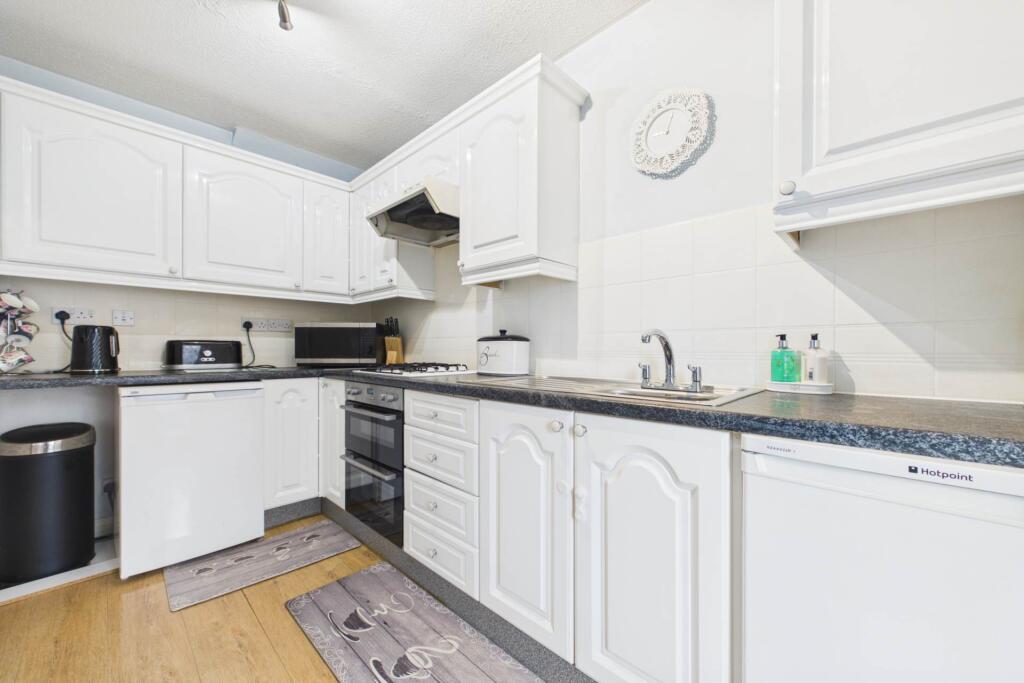 House in Motherwell, North Lanarkshire - View 3
