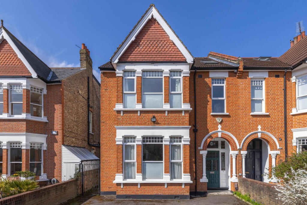 Main image of property: Colebrooke Avenue, London, W13