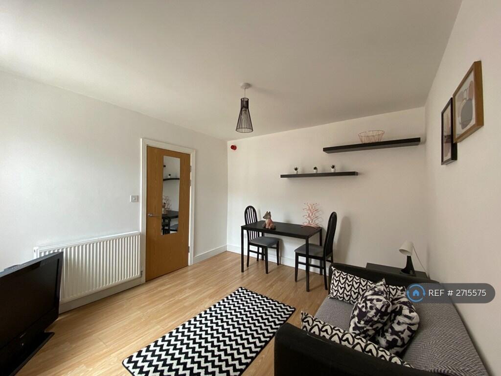 Main image of property: Aylestone, Leicester, LE2
