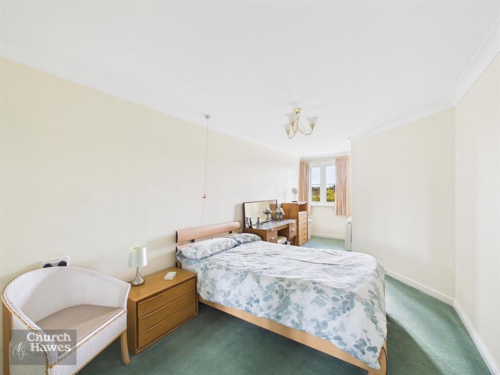 Apartment in Chelmsford, South Woodham Ferrers - More