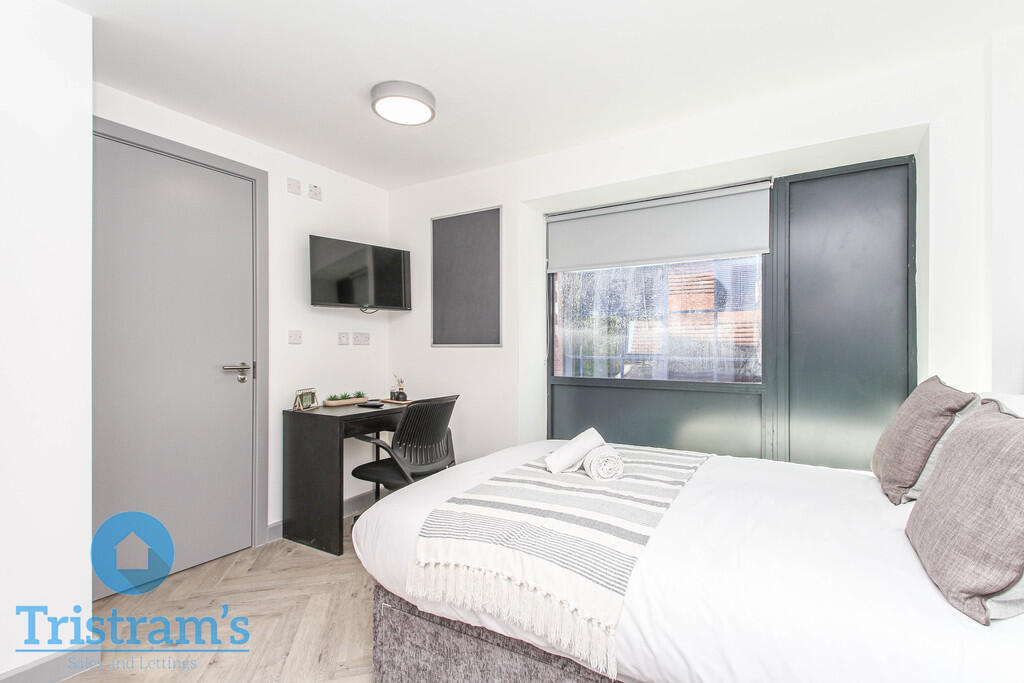 Main image of property: Bills Inclusive - Professional Ensuite Rooms | Talbot Street