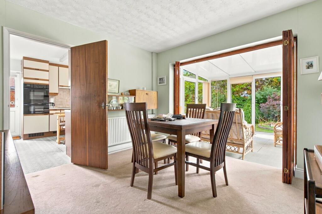 House in Slough - View 4