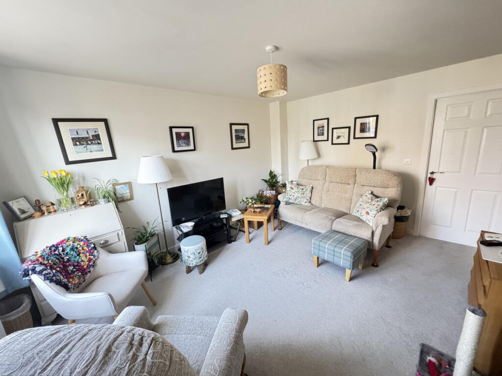 Moorhen Grove, Southam, CV47 photo 4