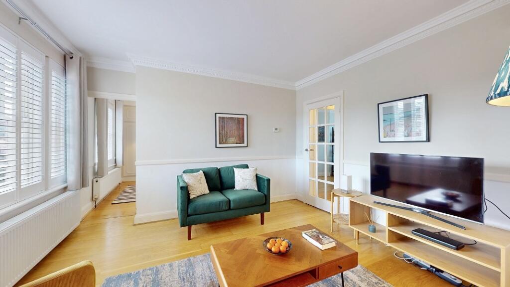 Main image of property: Paradise Road, TW9