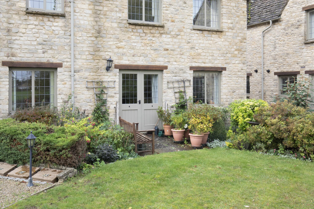 Apartment in West Oxfordshire, Shipton-under-Wychwood - View 5
