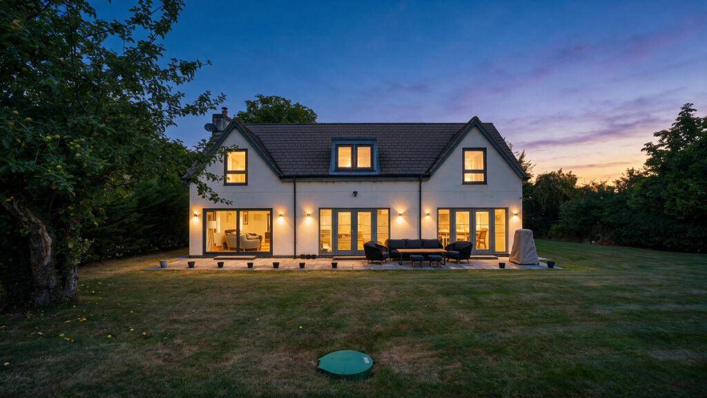 Main image of property: Saner House, Hartford
