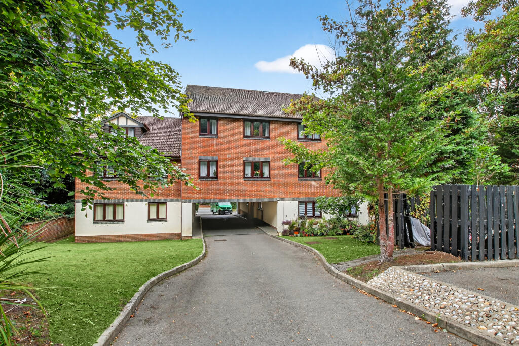 Main image of property: Crowthorne Road, Bracknell, RG12