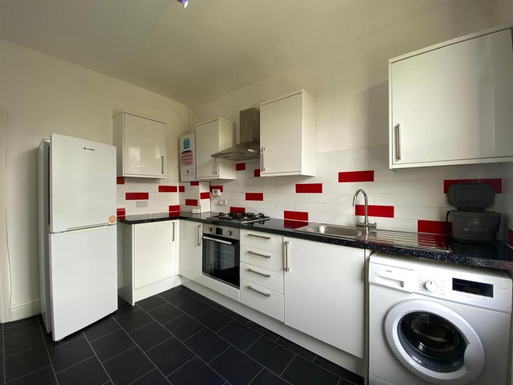 Apartment in Manchester, Chorlton-cum-Hardy - More