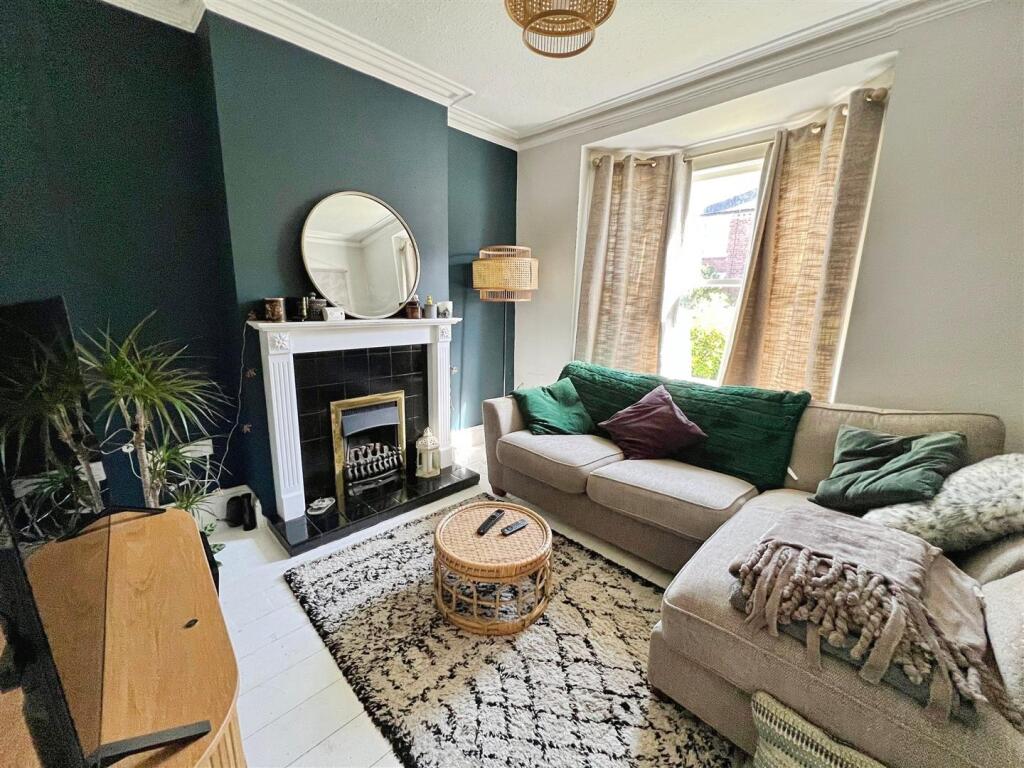 House in Shrewsbury, Shropshire - View 2