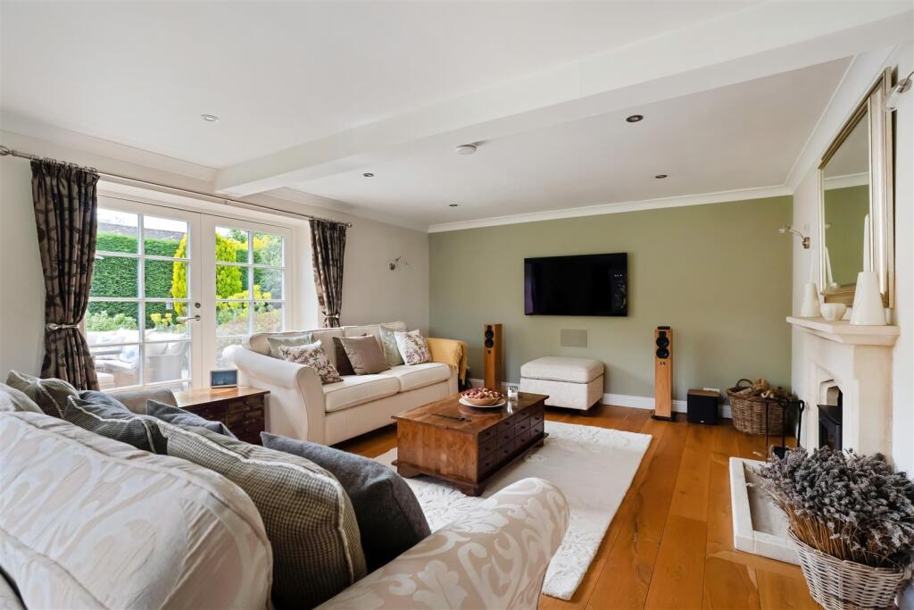 Filkins, Lechlade photo 4