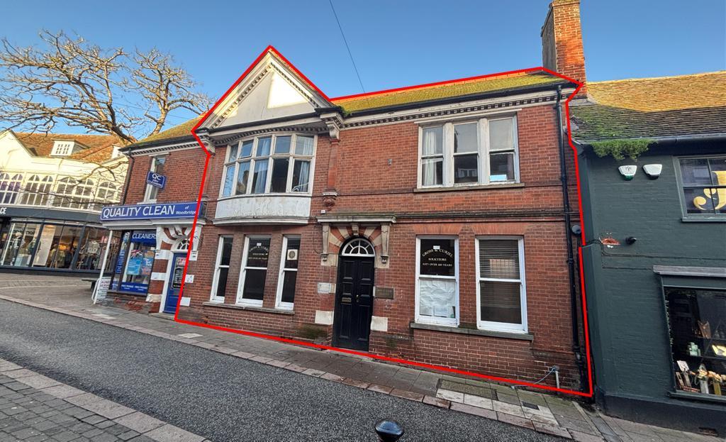 Main image of property: 15 Thoroughfare, Woodbridge, Suffolk, IP12 1AB