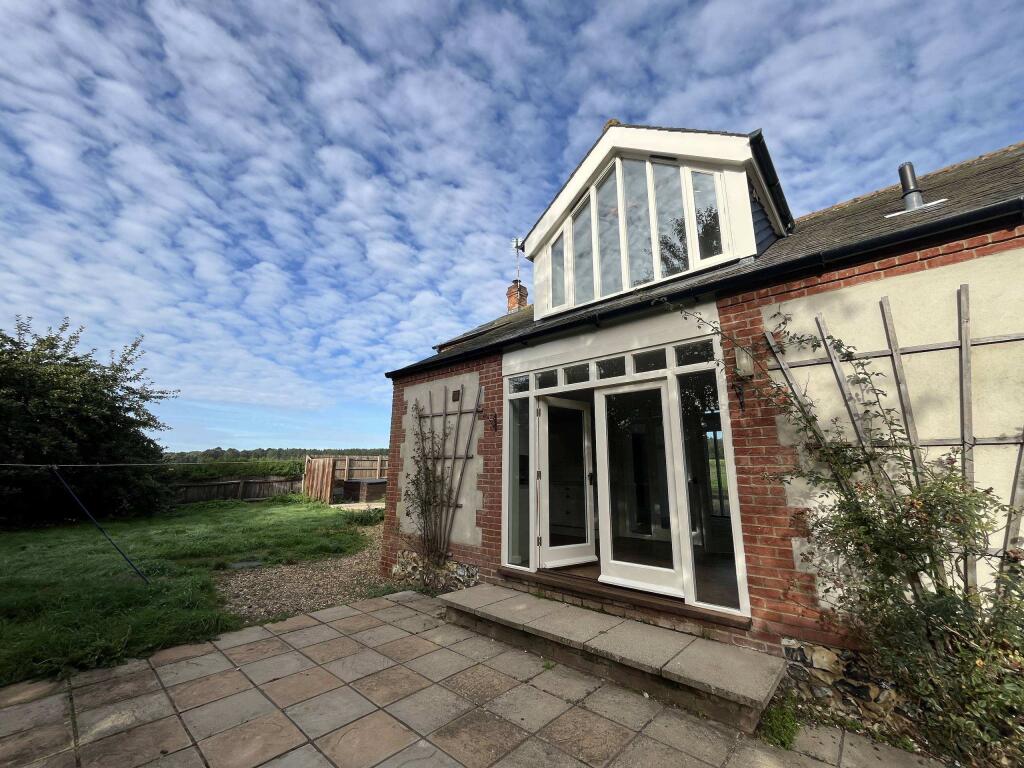 House in Peterborough - View 4