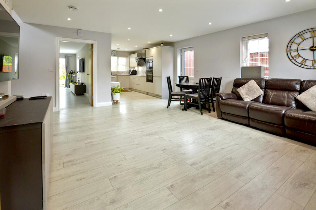19 Penrose Place, Manby LN11 8DZ photo 2