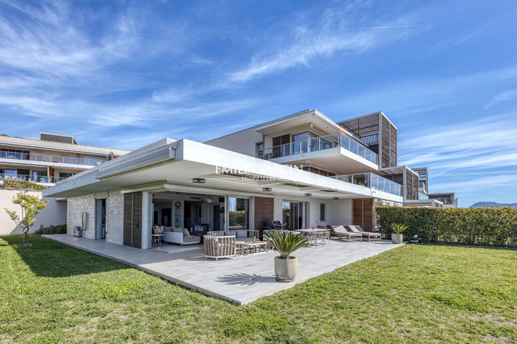 Main image of property: Provence-Alps-Cote d`Azur, Alpes-Maritimes, Nice