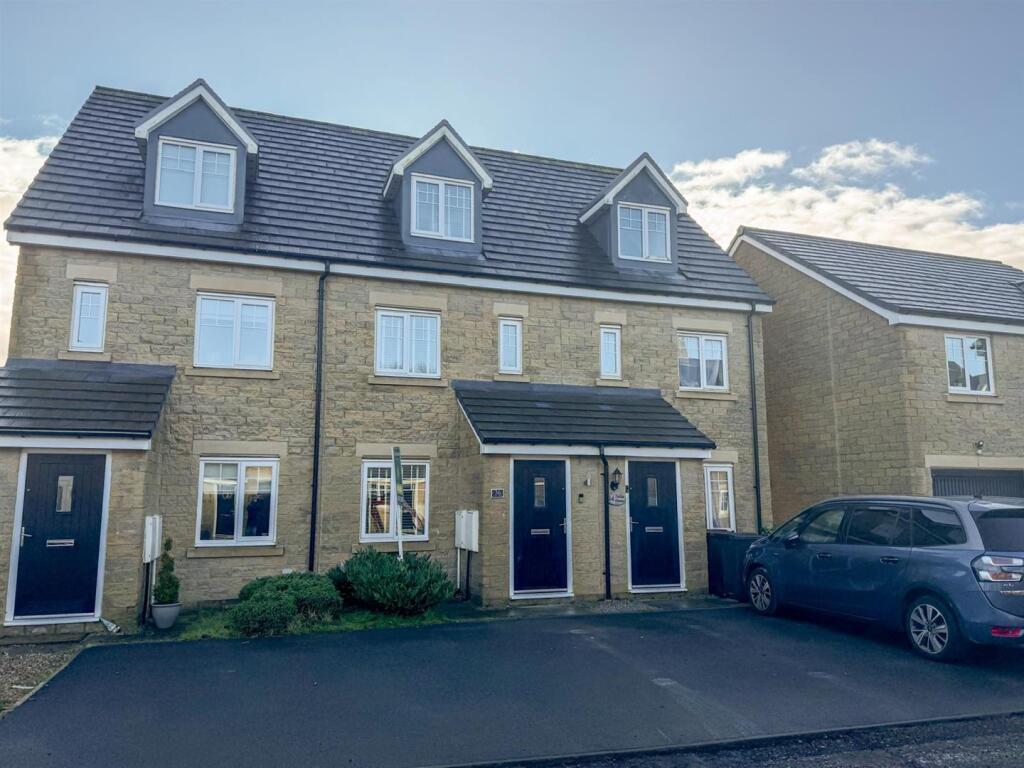 Main image of property: Curlew Avenue, Buxton