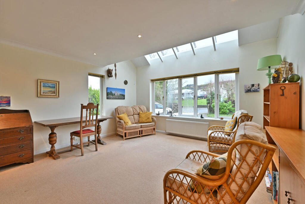 House in Langbank, Renfrewshire - View 3
