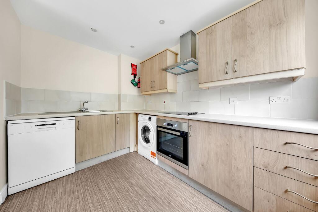 Kirkdale Road, London, E11 - More