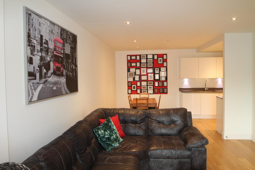 Apartment in London - View 3