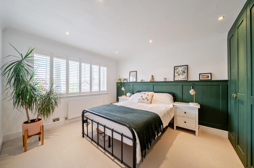House in London - View 5