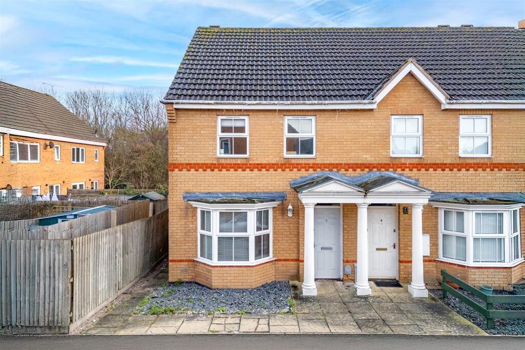 Kenilworth Gardens, Thrapston, Kettering, Kettering
