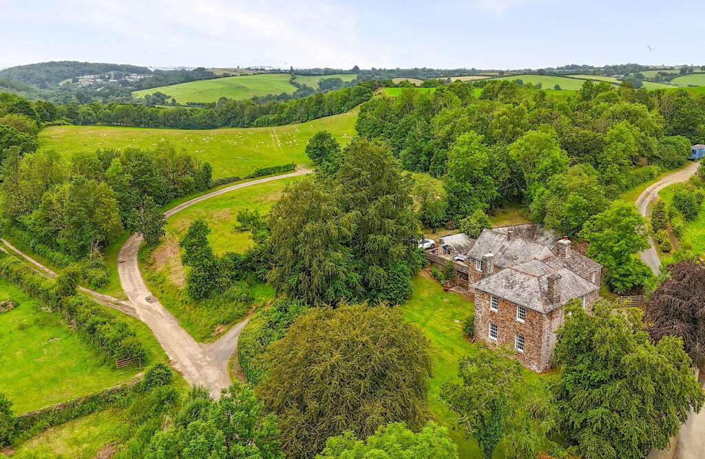 Main image of property: Lifton, Devon