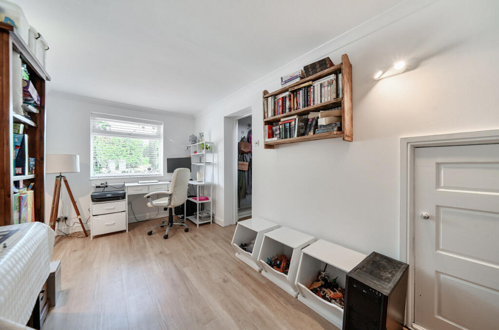 House in Redhill - More