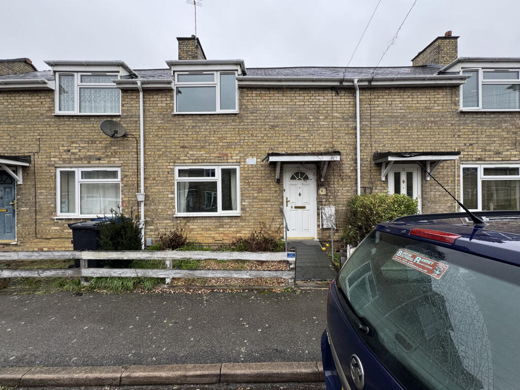 Main image of property: 8 Avenue Road, Huntingdon, Cambridgeshire PE29 1JB