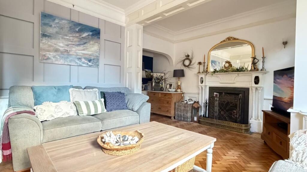 House in Bournemouth, Charminster - View 4