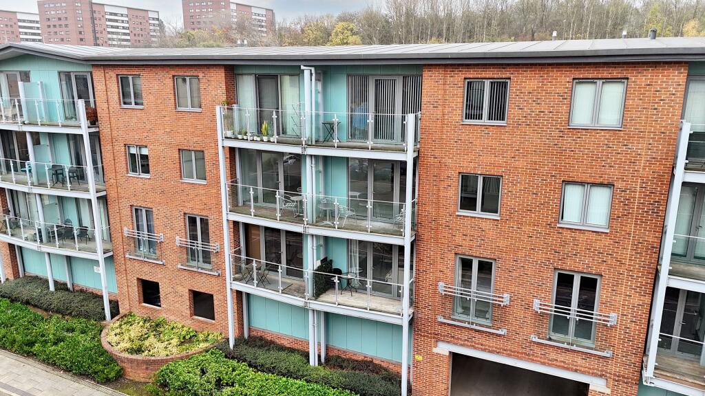 Main image of property: Worsdell Drive, Gateshead, Tyne and Wear, NE8 2AZ