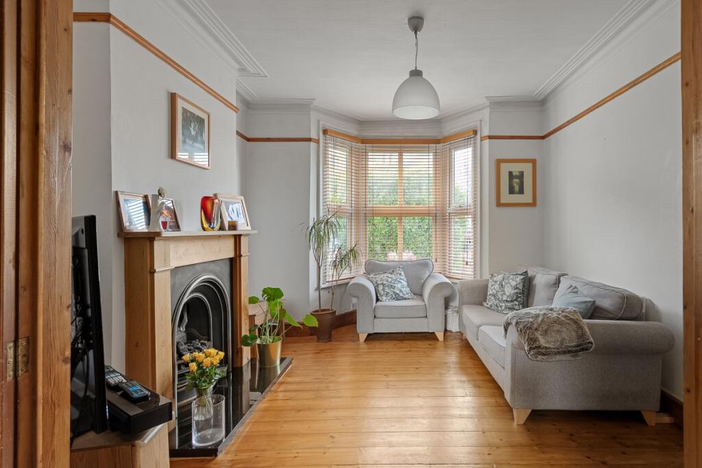5-bed terraced on Halstow Road London SE10, £1,100,000