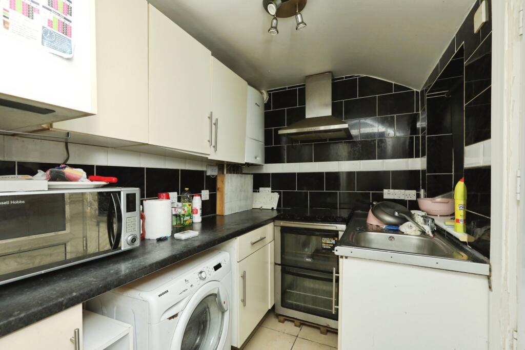 James Street, Rotherham, South Yorkshire, S60 photo 4