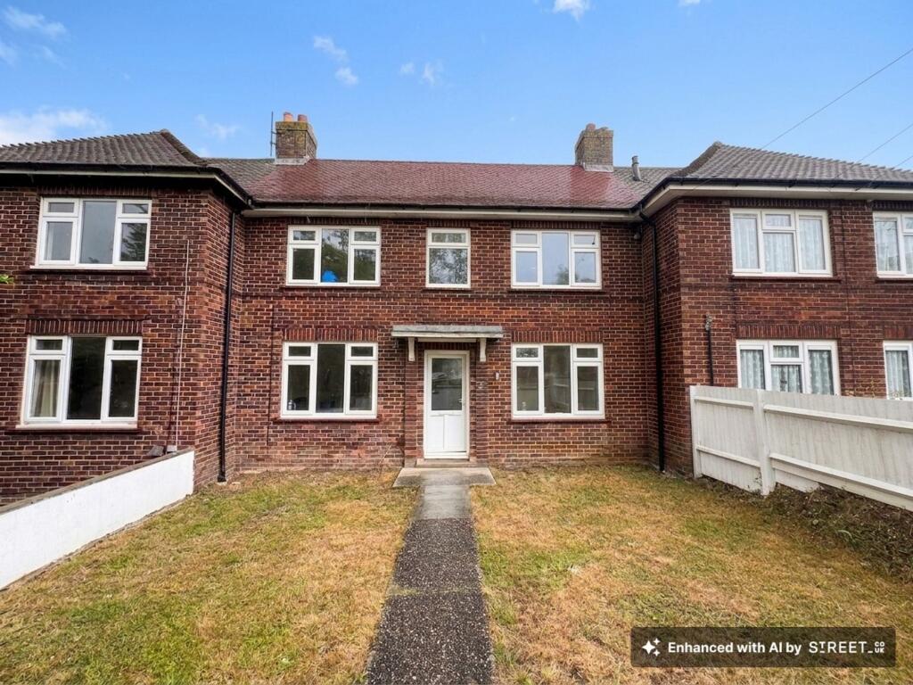 Main image of property: St. Georges Crescent, Gravesend, DA12