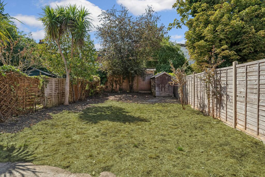 House in London - View 4