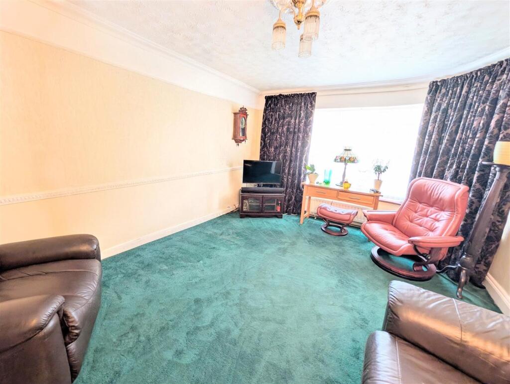 Oakgrove Road, Bishopstoke, Eastleigh photo 5