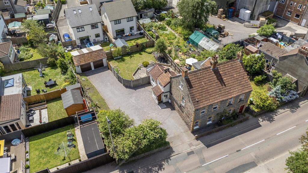 Main image of property: London Road, Warmley, Bristol
